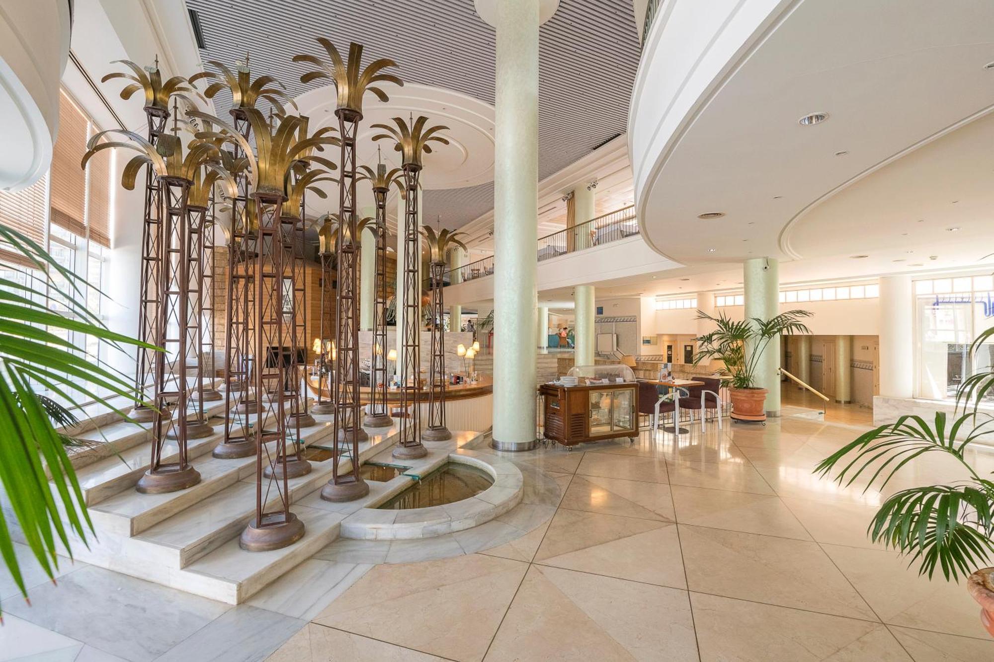 Hotel Playa Victoria Cadiz Bagian luar foto